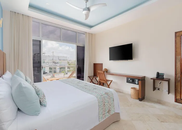 Hotel Biwa 4*